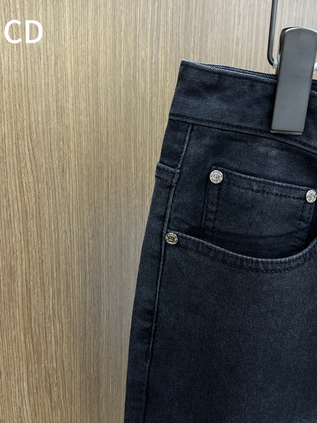 秋冬 CD 🔥🔥秋冬新品休闲牛仔裤 官网同步发售，裤身工艺设计，进口客供辅料、面料定制，代工厂出品免检！