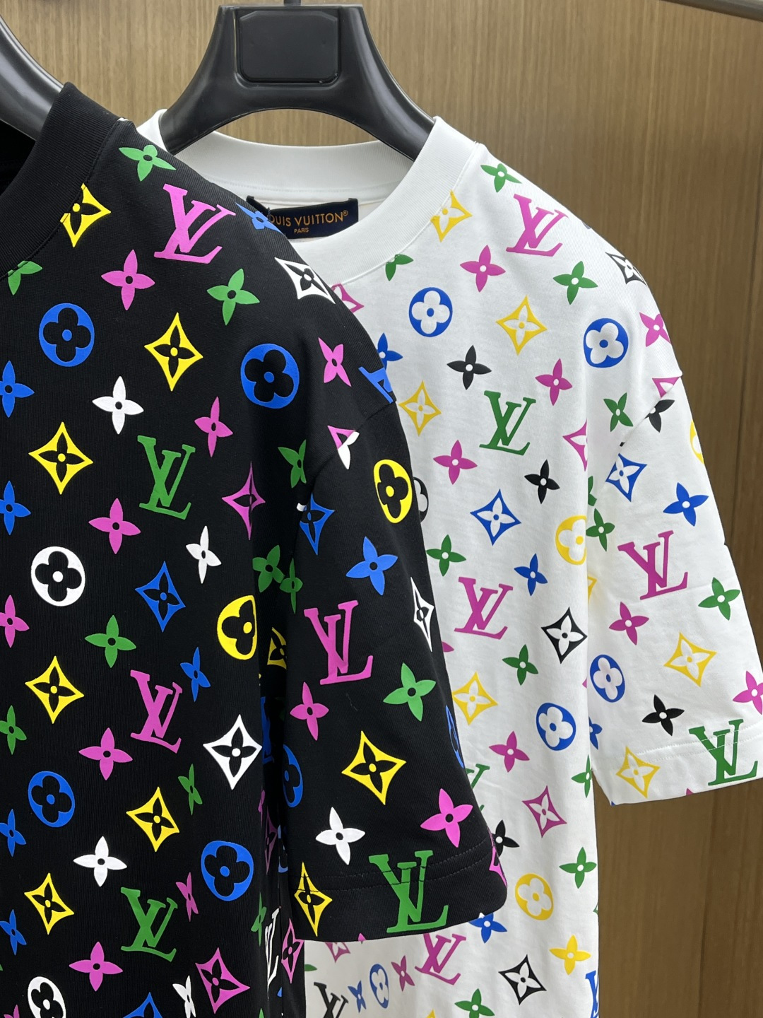 早春 LV 🔥🔥高级定制 2026春夏 · 高阶定制T恤】特别推荐系列 定制面料：秘鲁进口匹马棉 × 顶