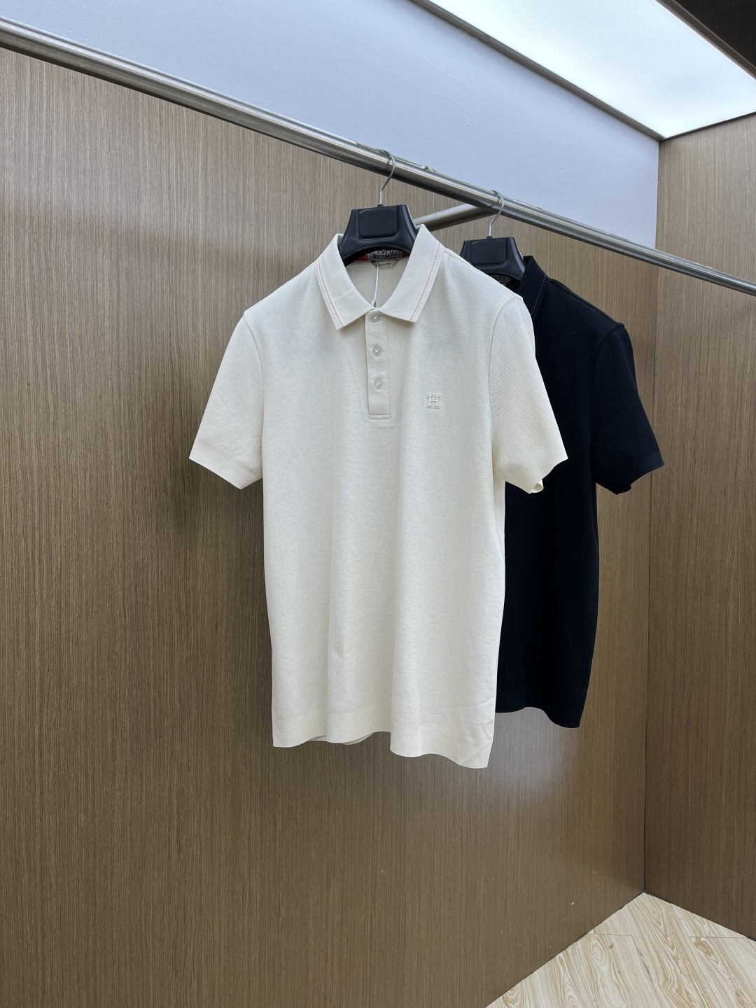🌾 HER 🔥🔥高级定制 26ss春夏新款翻领POLO短袖T恤 原版定制 面料选用进口珠地棉 轻薄透气 