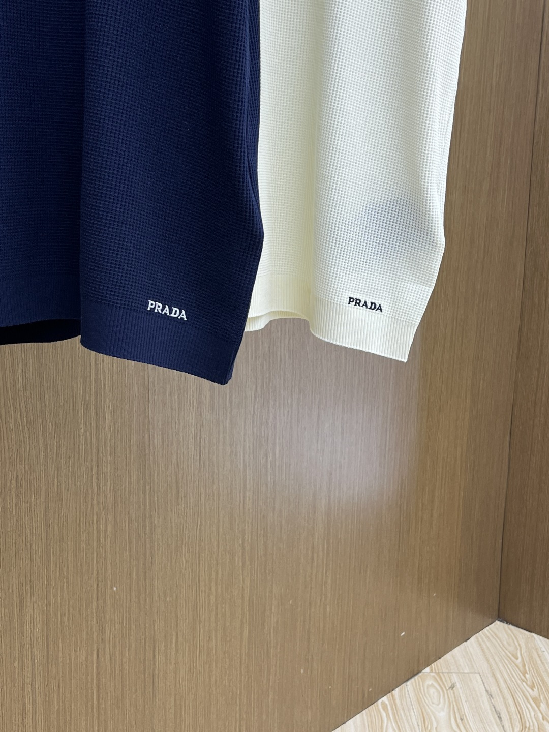 🌾 PD 🔥🔥高级定制 26ss春夏新款翻领POLO短袖T恤 原版定制 面料选用进口珠地棉 轻薄透气 上