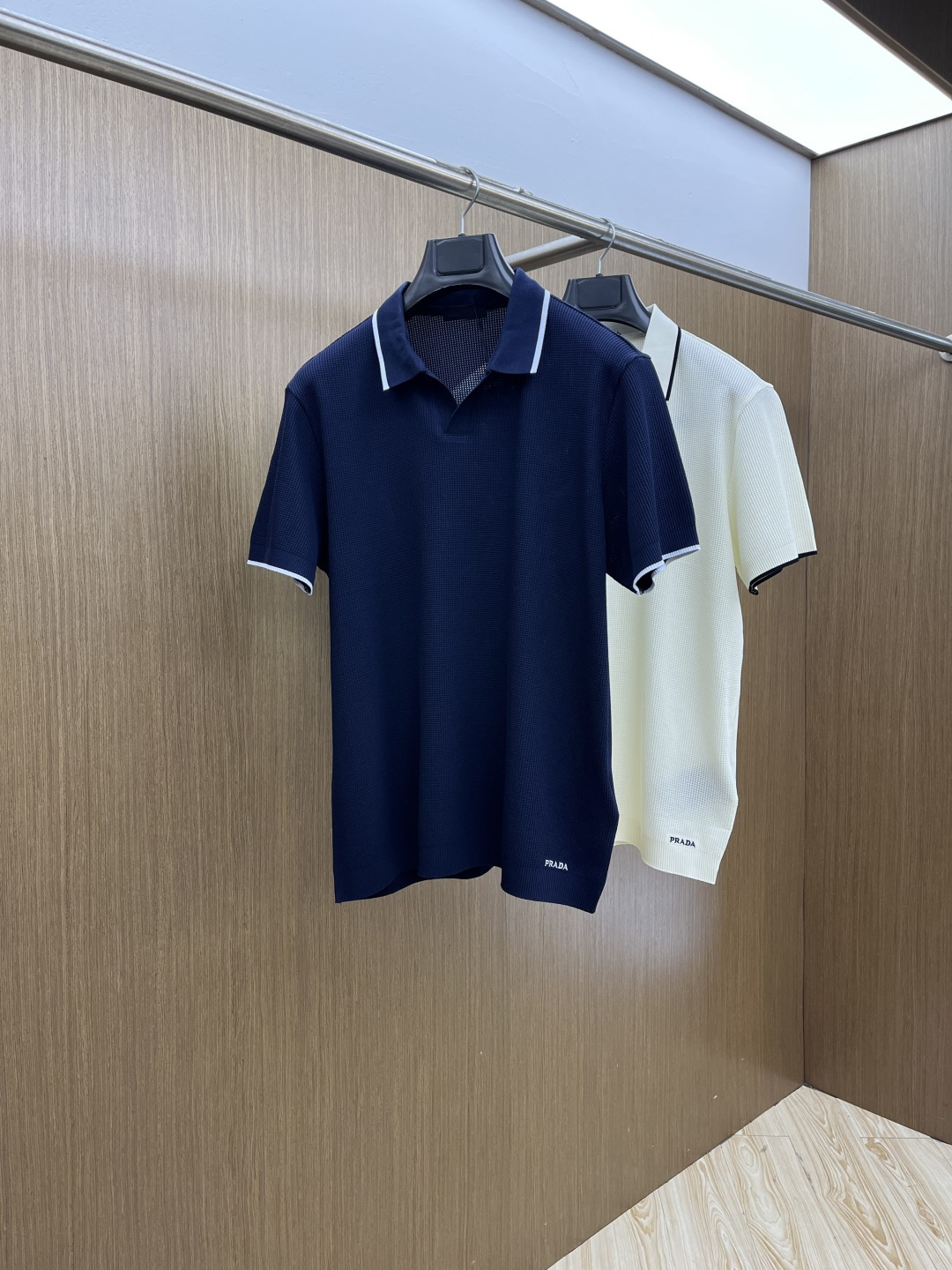 🌾 PD 🔥🔥高级定制 26ss春夏新款翻领POLO短袖T恤 原版定制 面料选用进口珠地棉 轻薄透气 上