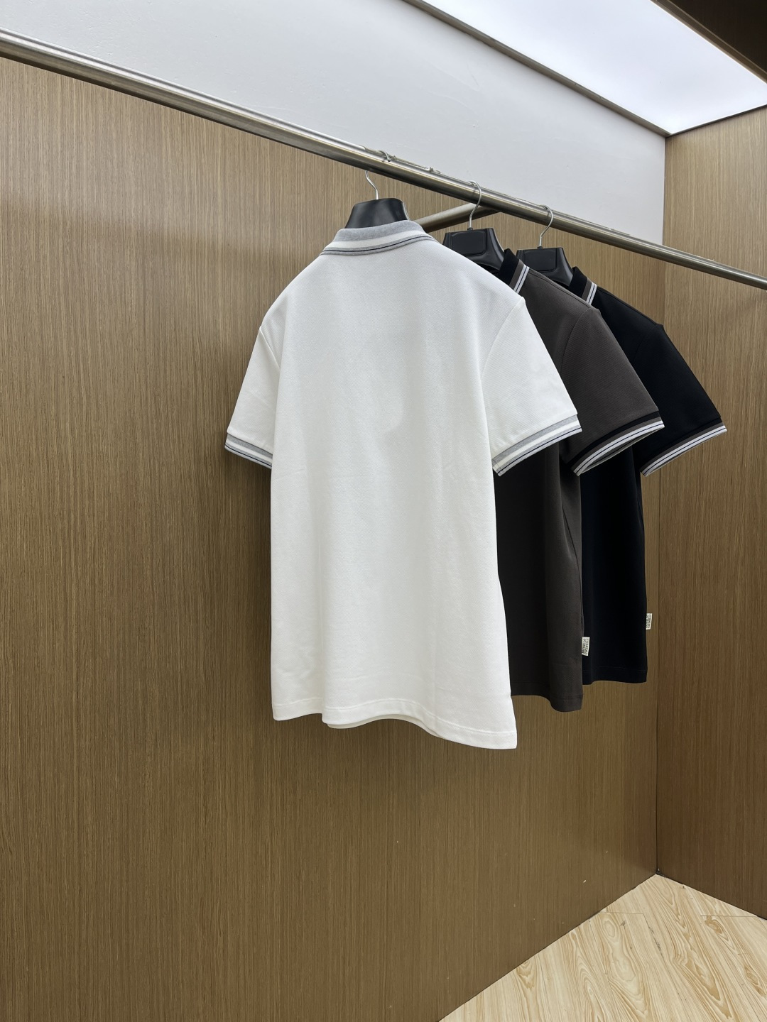 早春 BC 🔥🔥早春新款男士标识短袖Polo衫，延续经典商务休闲翻领POLO恤.该款Polo衫采用丝光双