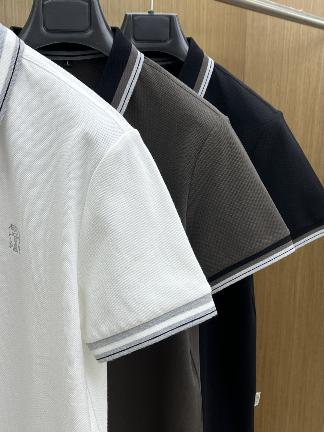 早春 BC 🔥🔥早春新款男士标识短袖Polo衫，延续经典商务休闲翻领POLO恤.该款Polo衫采用丝光双