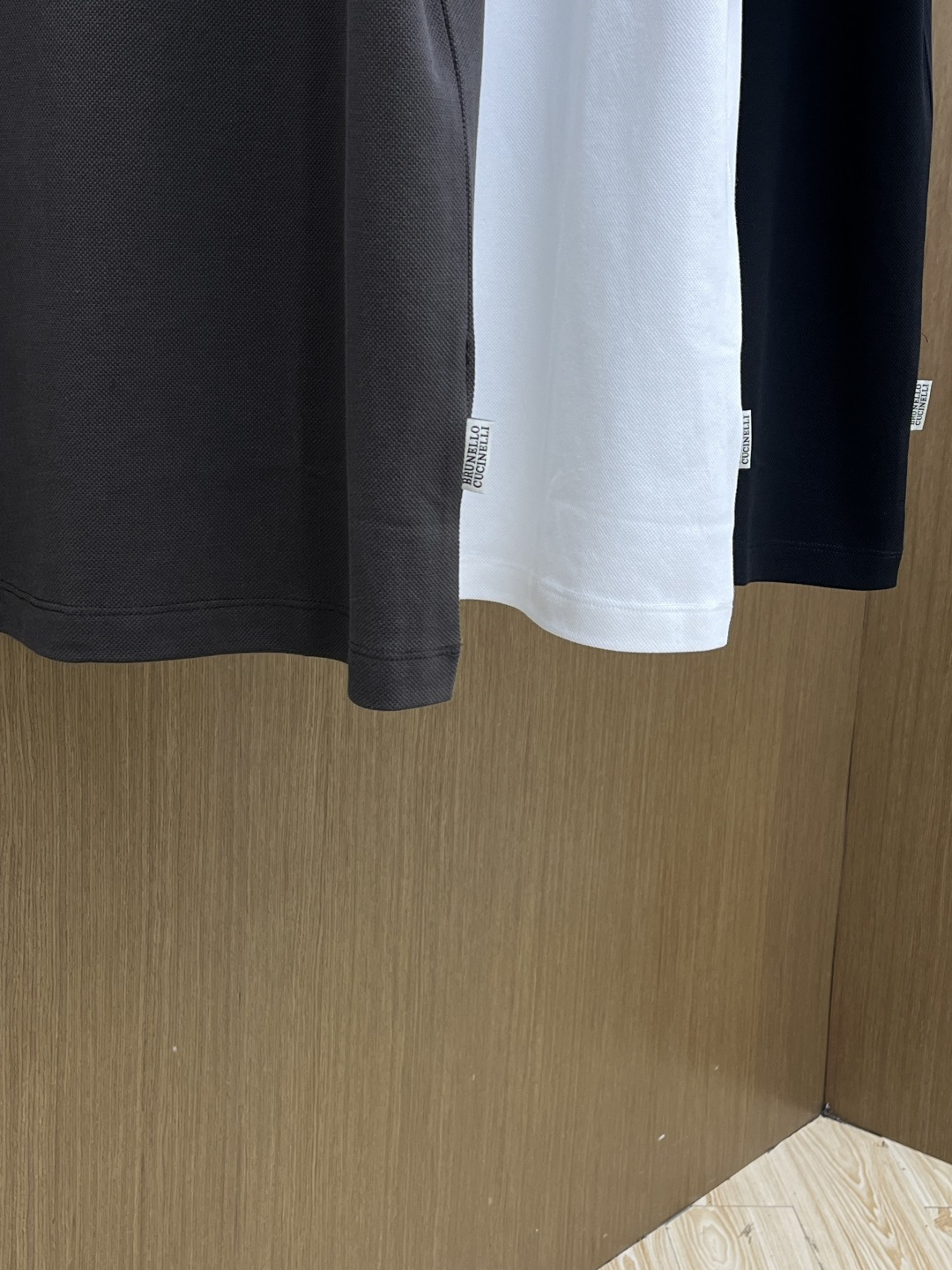 早春 Bc 🔥🔥早春新款男士标识短袖Polo衫，延续经典商务休闲翻领POLO恤.该款Polo衫采用丝光双