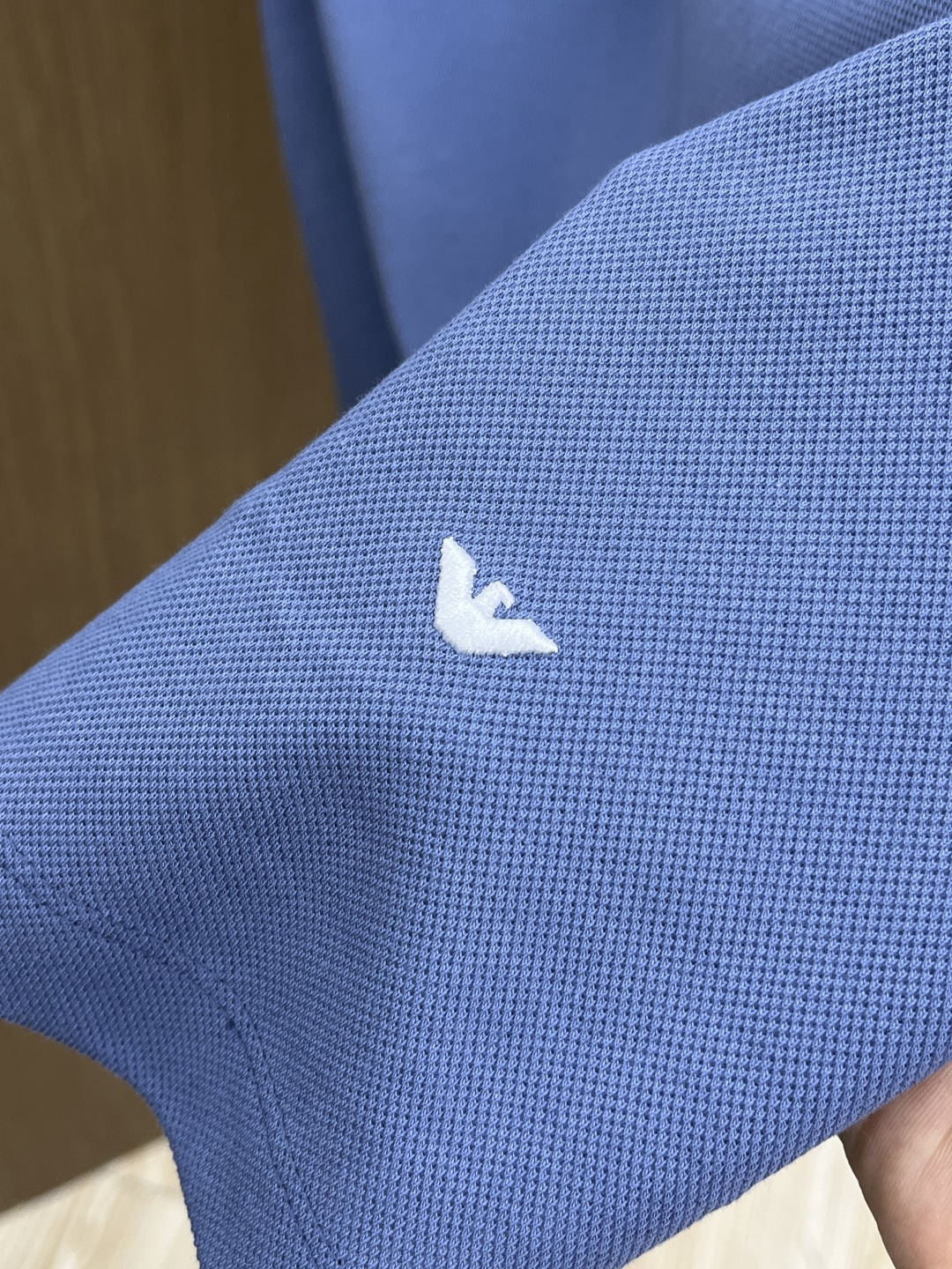 早春 AJ 🔥🔥早春新款男士标识短袖Polo衫，延续经典商务休闲翻领POLO恤.该款Polo衫采用丝光双