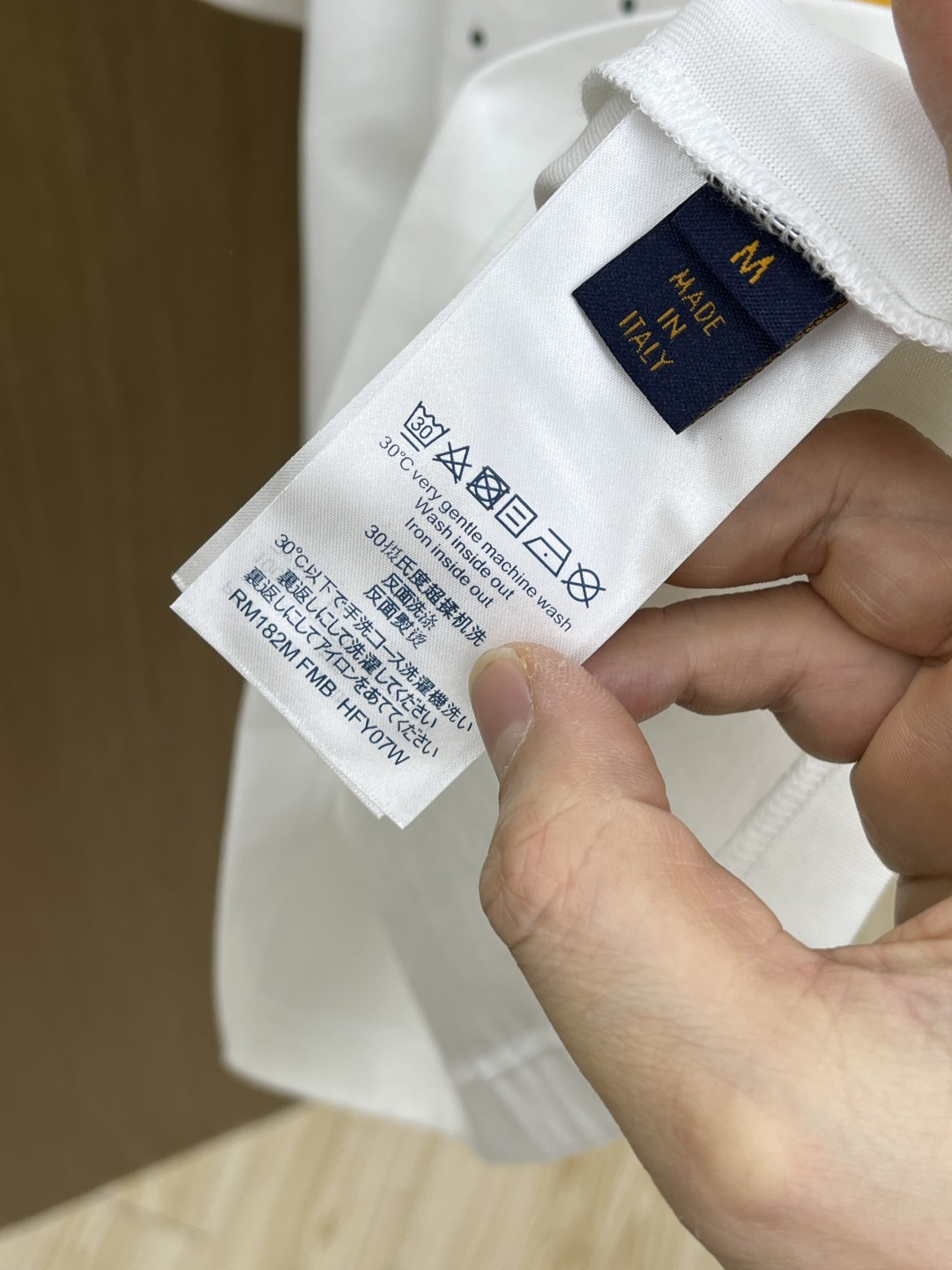 早春 LV 🔥🔥高级定制 2026春夏新款首发专柜最新款短袖圆领T恤 高端订制 设计前卫时尚！品牌log