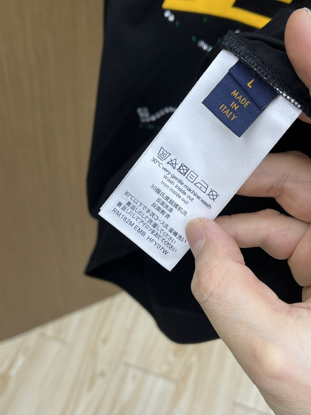 早春 LV 🔥🔥高级定制 2026春夏新款首发专柜最新款短袖圆领T恤 高端订制 设计前卫时尚！品牌log