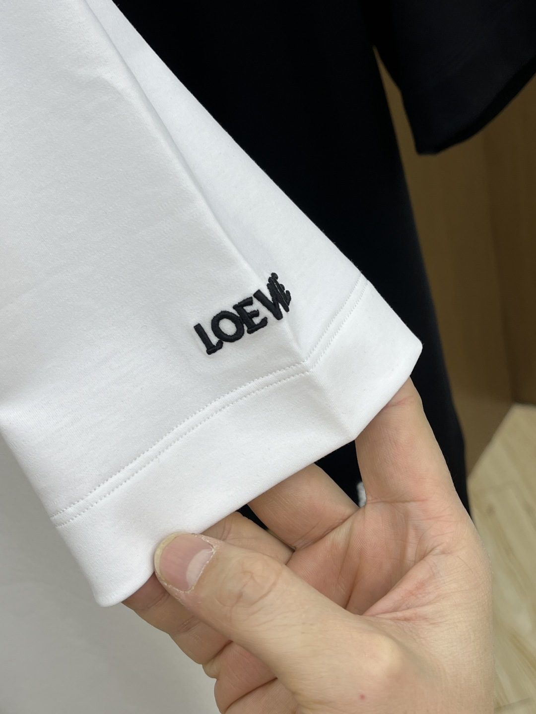 早春 LOE 🔥🔥高级定制 2026春夏新款首发专柜最新款短袖圆领T恤 高端订制 设计前卫时尚！品牌lo