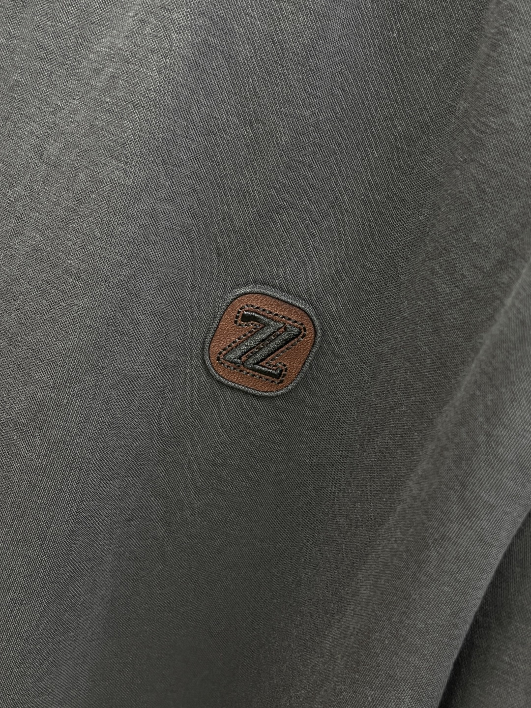 早春/套 Zz 🔥🔥春夏新款简约休闲套装 精选新疆长绒棉 纱线环保染色定型 面料洗水上身软软舒适 多元化