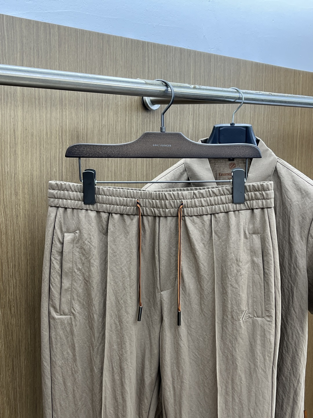 早春/套 Zz 🔥🔥春夏新款简约休闲套装 精选新疆长绒棉 纱线环保染色定型 面料洗水上身软软舒适 多元化