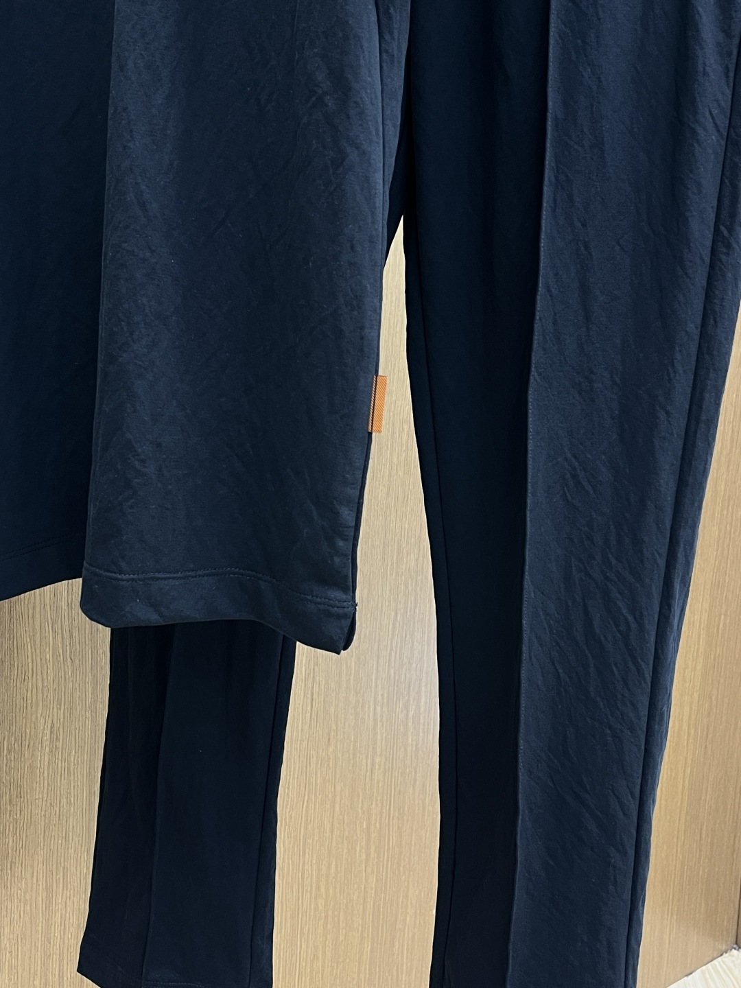 早春/套 Zz 🔥🔥春夏新款简约休闲套装 精选新疆长绒棉 纱线环保染色定型 面料洗水上身软软舒适 多元化