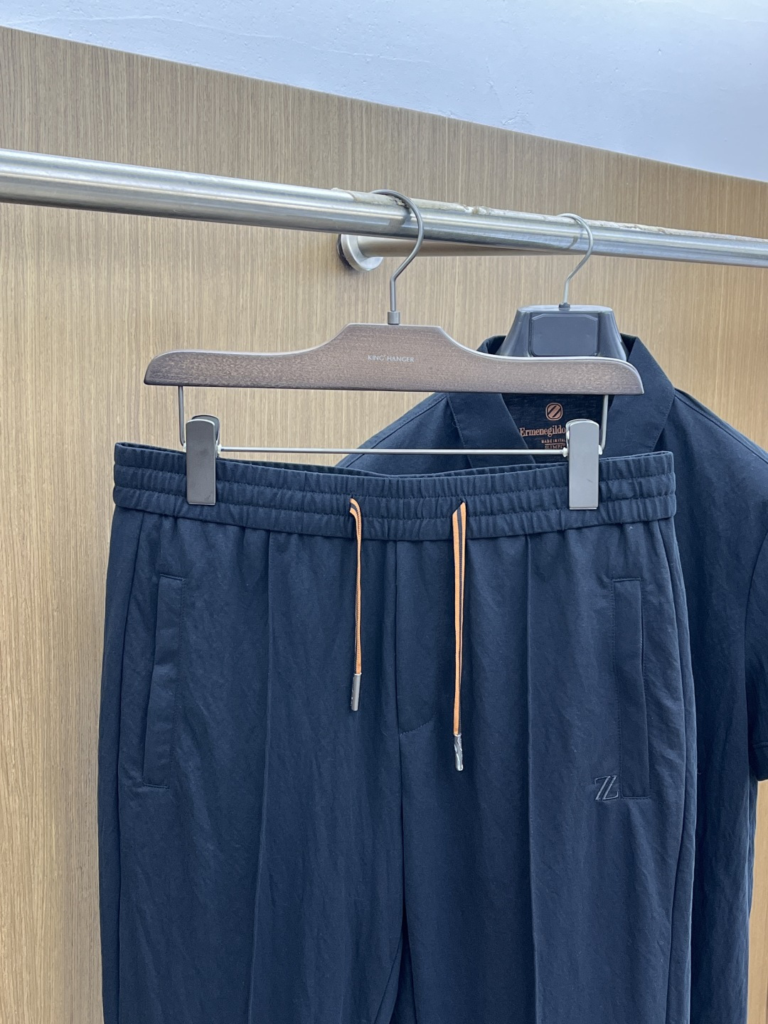 早春/套 Zz 🔥🔥春夏新款简约休闲套装 精选新疆长绒棉 纱线环保染色定型 面料洗水上身软软舒适 多元化