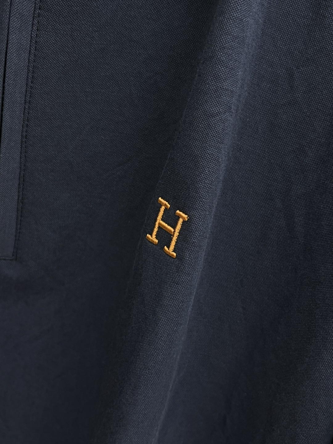 早春/套 HER 🔥🔥春夏新款简约休闲套装 精选新疆长绒棉 纱线环保染色定型 面料洗水上身软软舒适 多元