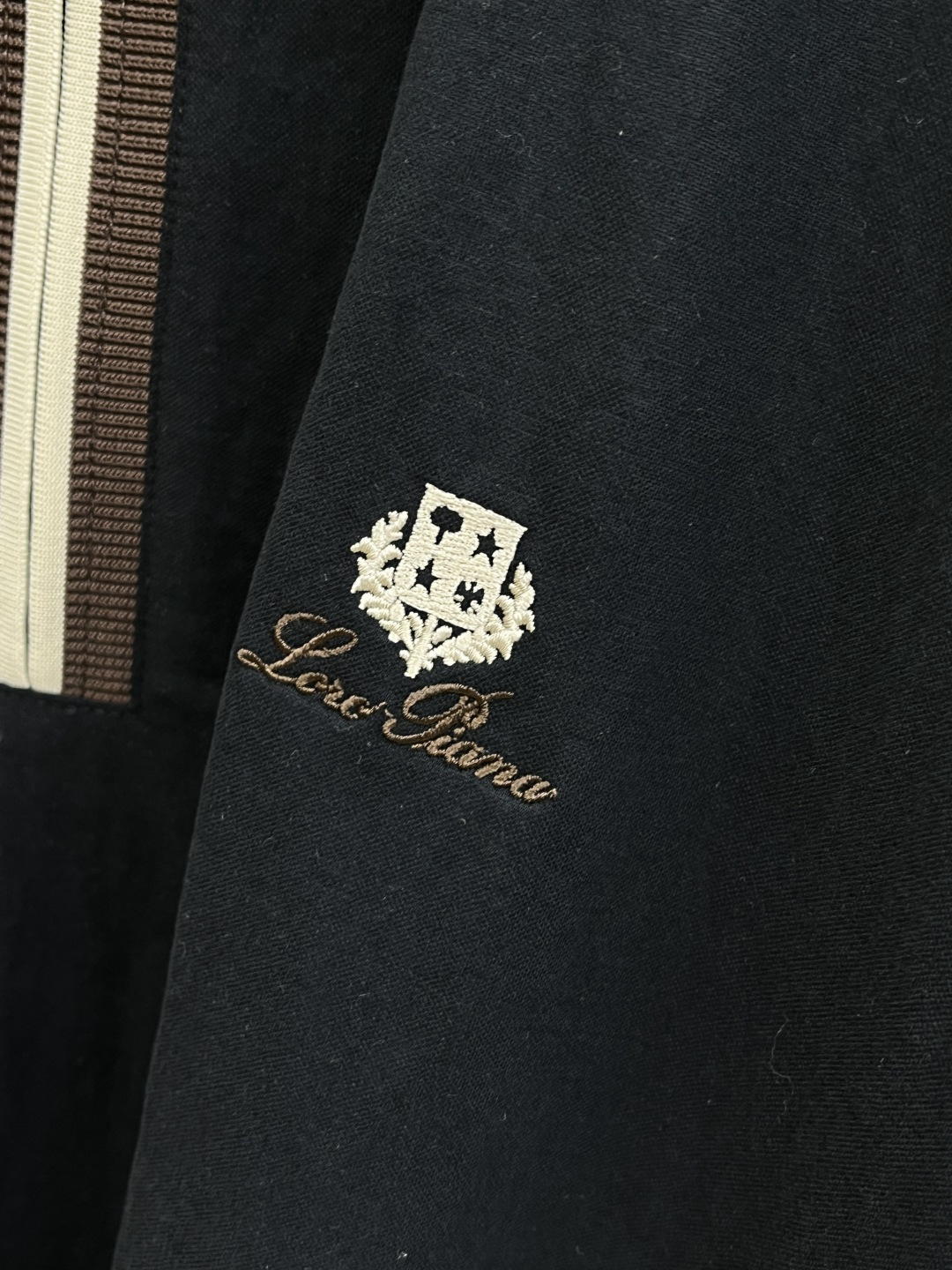 早春/套 Loro Piana 🔥🔥春夏新款简约休闲套装 精选新疆长绒棉 纱线环保染色定型 面料洗水上身