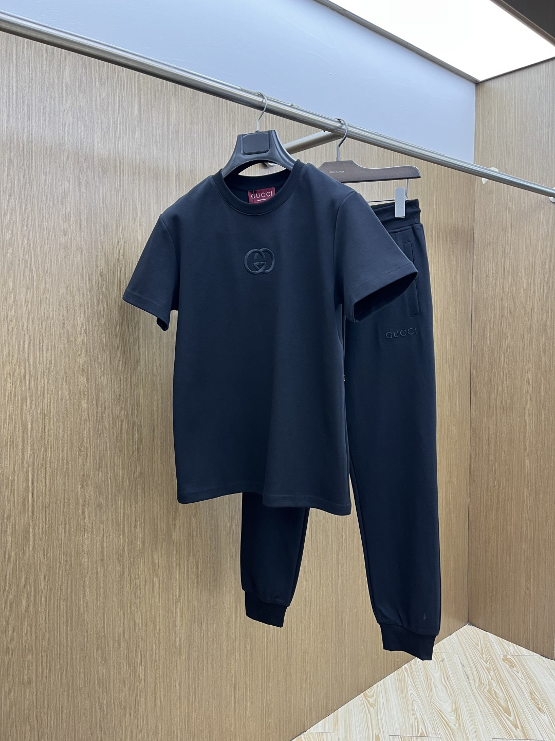 早春/套 Guc 🔥春夏官网独家专供 高端独家定制款 早春新款专柜同款休闲套装，透气舒适休闲！高级感满满