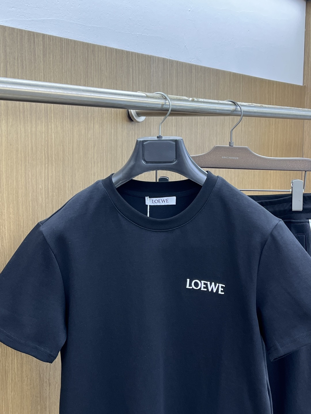 早春/套 LOE 🔥春夏官网独家专供 高端独家定制款 早春新款专柜同款休闲套装，透气舒适休闲！高级感满满