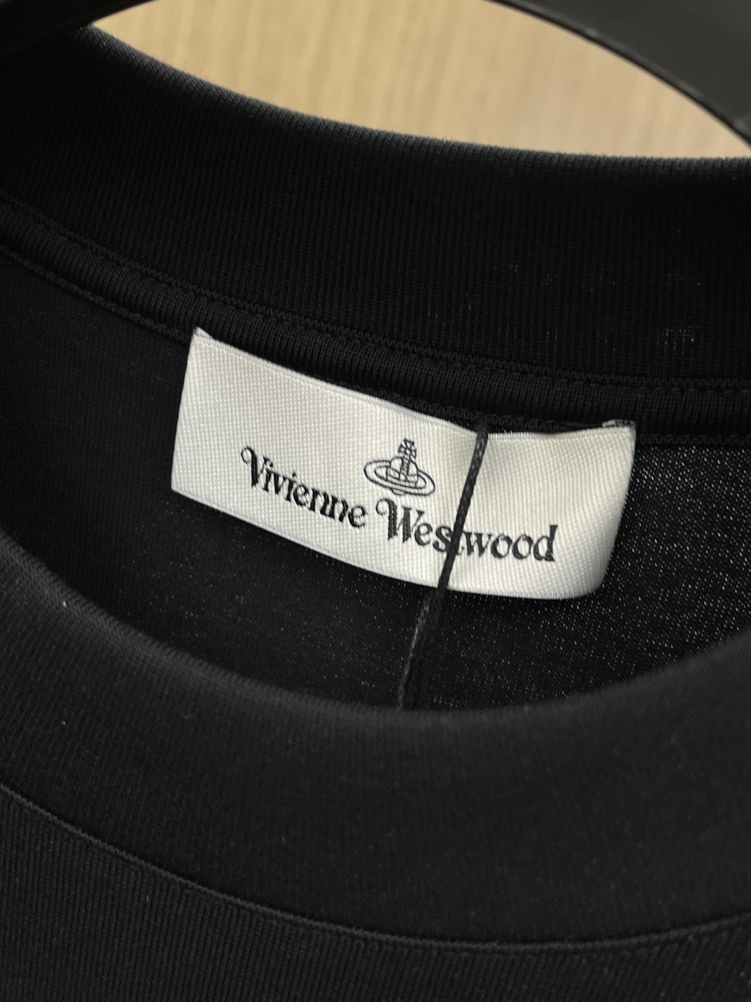 早春 西太后🔥🔥高级定制 2026春夏新款首发专柜最新款短袖圆领T恤 高端订制 设计前卫时尚！品牌log