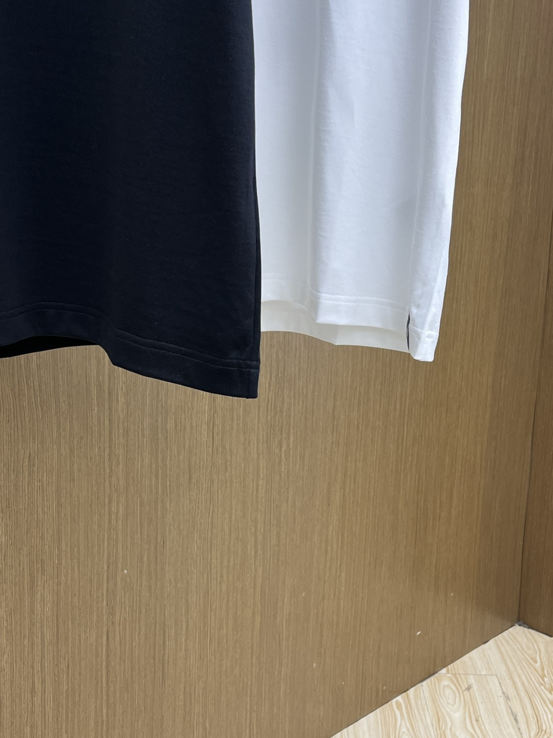 早春 GOOD 🔥🔥高级定制 2026春夏新款首发专柜最新款短袖圆领T恤 高端订制 设计前卫时尚！品牌l