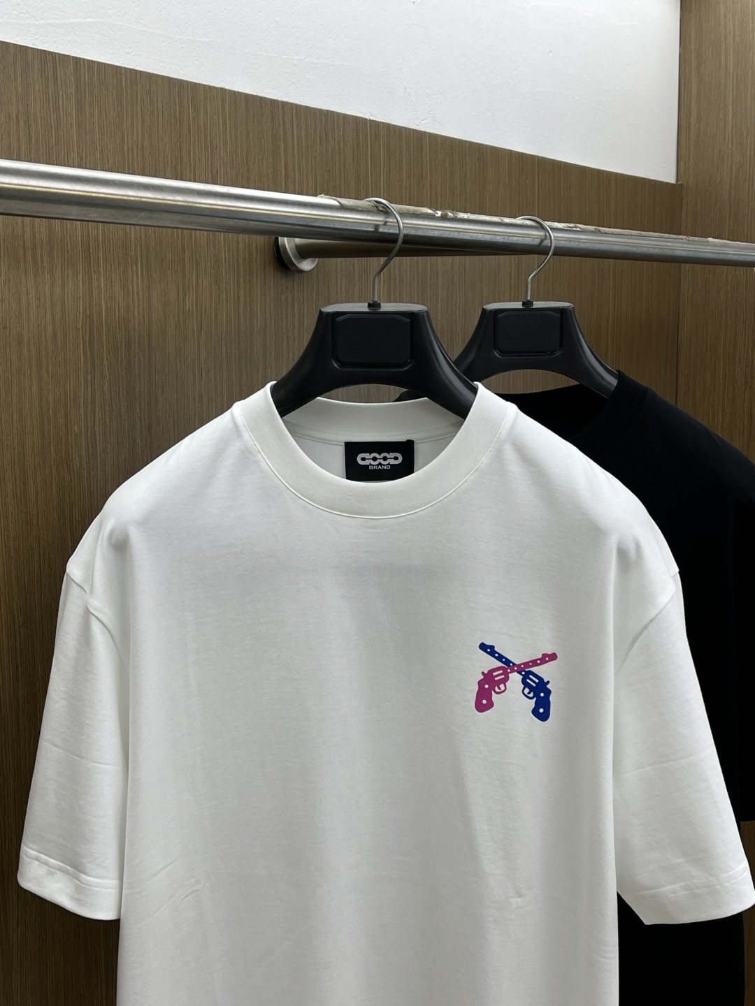 早春 GOOD 🔥🔥高级定制 2026春夏新款首发专柜最新款短袖圆领T恤 高端订制 设计前卫时尚！品牌l