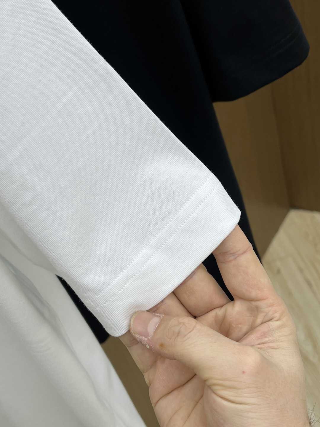 早春 GOOD 🔥🔥高级定制 2026春夏新款首发专柜最新款短袖圆领T恤 高端订制 设计前卫时尚！品牌l