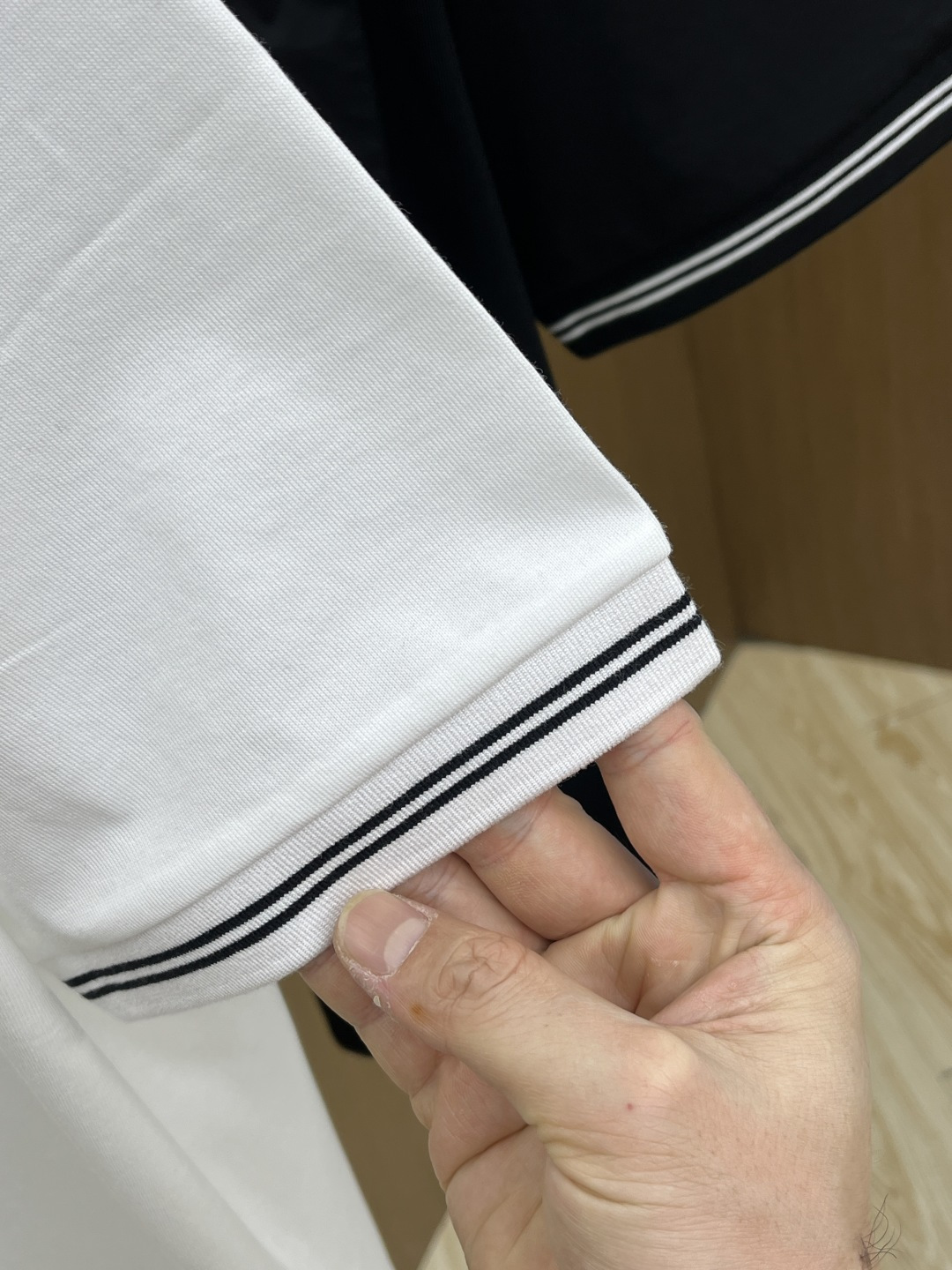 早春 PD 🔥🔥高级定制 2026春夏新款首发专柜最新款短袖圆领T恤 高端订制 设计前卫时尚！品牌log