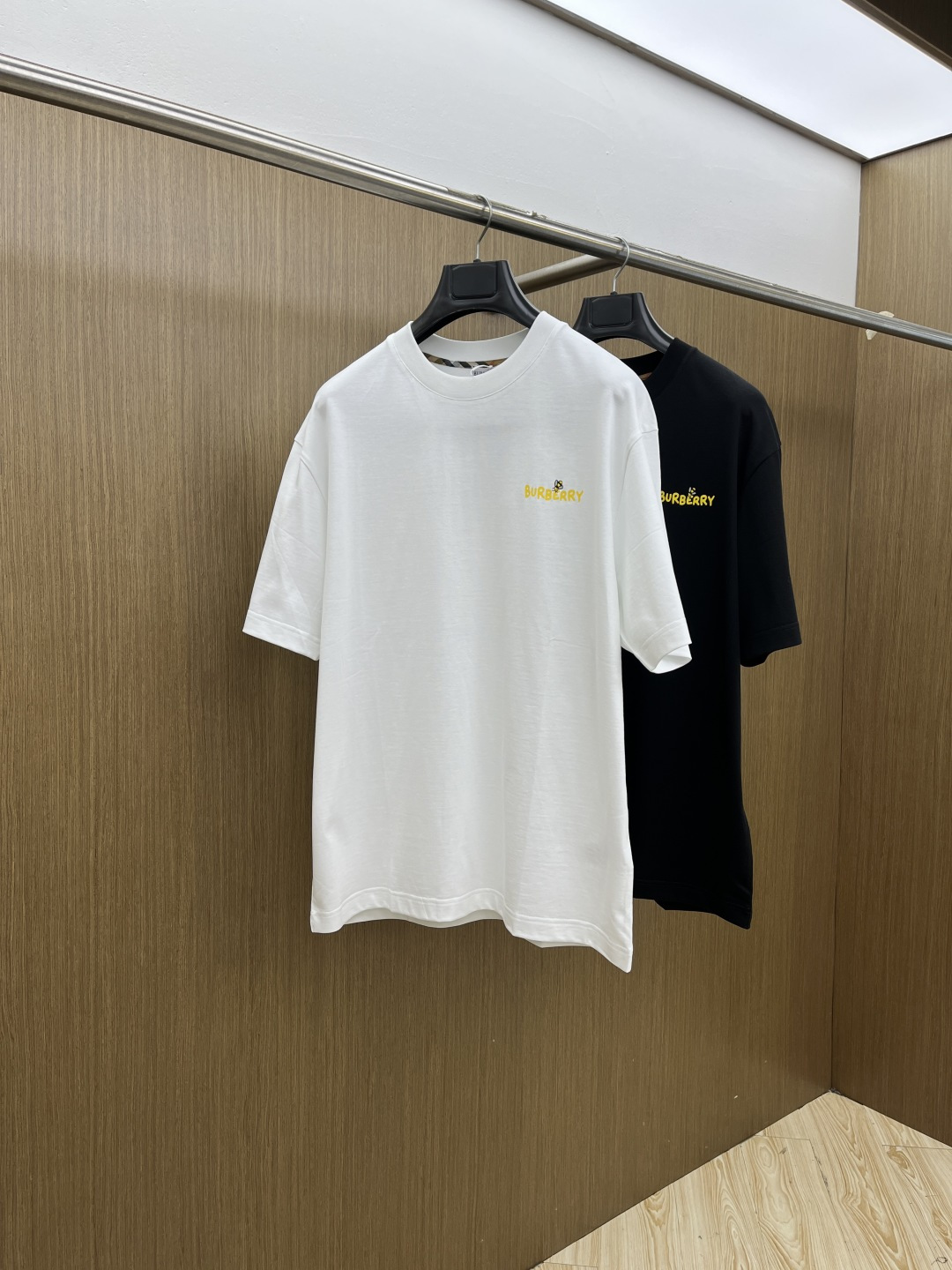 早春 BBR 🔥🔥高级定制 2026春夏新款首发专柜最新款短袖圆领T恤 高端订制 设计前卫时尚！品牌lo