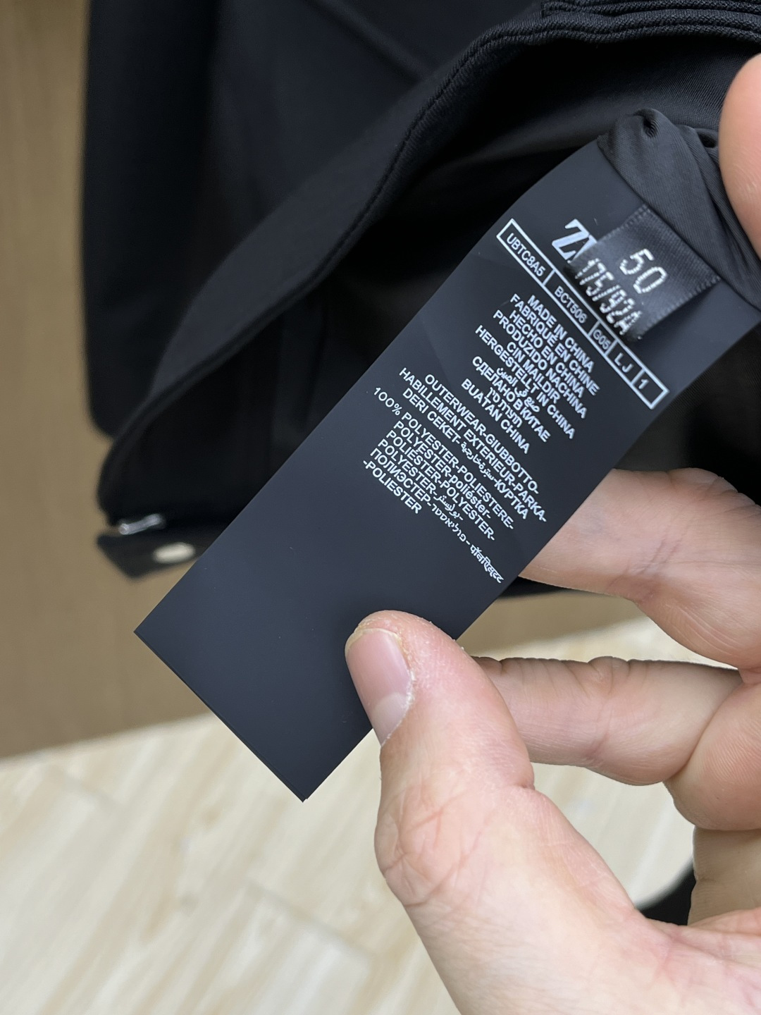 早春 ZZ 🔥🔥早春老钱风系列，最新时尚翻领夹克外套.处处细节显工艺足够的高级 结构性剪裁的设计改变来展