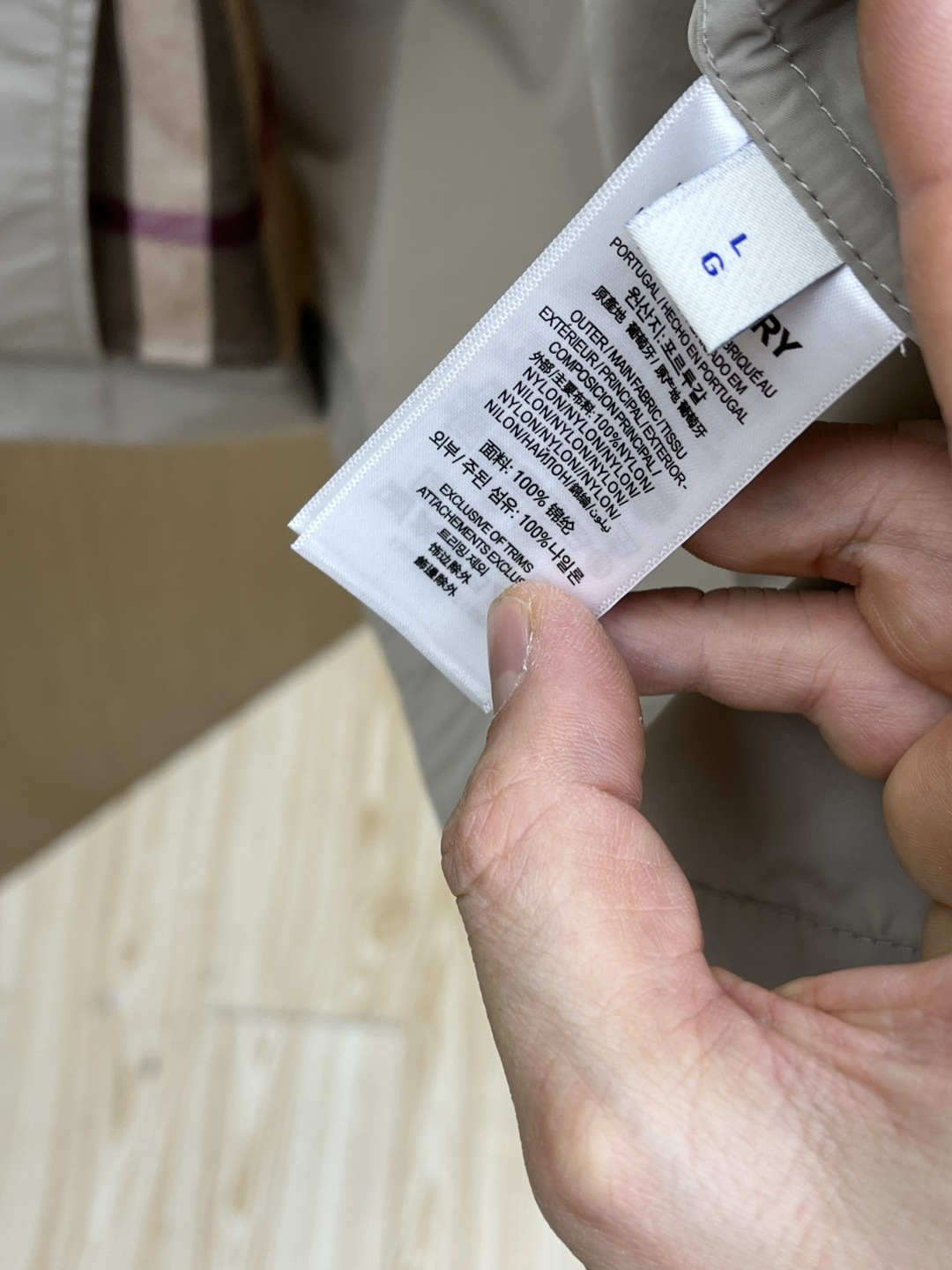 早春 BBR 🔥🔥早春系列，最新时尚立领夹克外套.定制纹格。处处细节显工艺足够的高级 结构性剪裁的设计改