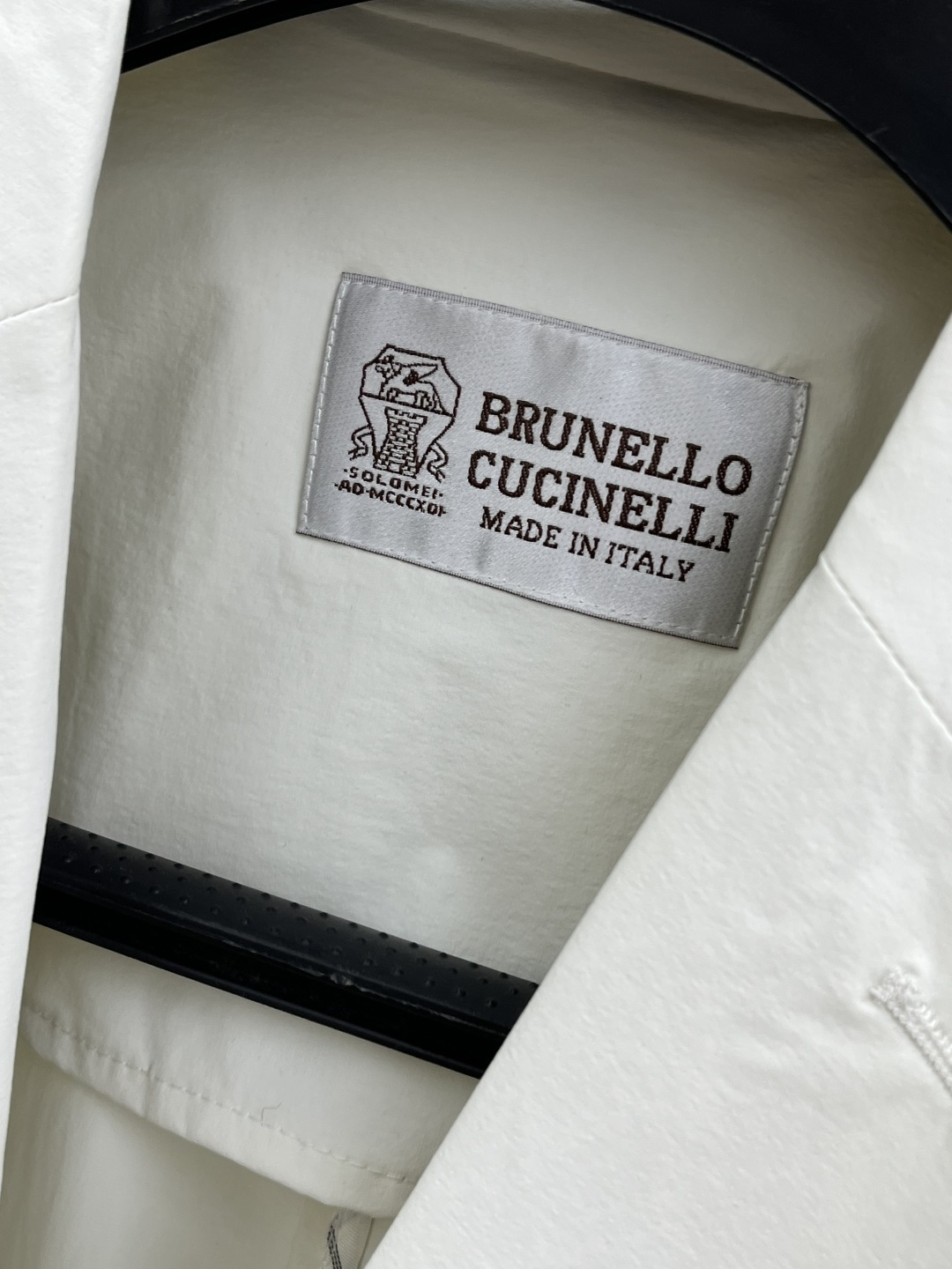 早春 Bc 🔥🔥早春奢简系列，最新时尚男款西装外套.简约logo刺绣设计，处处细节显工艺足够的高级 结构