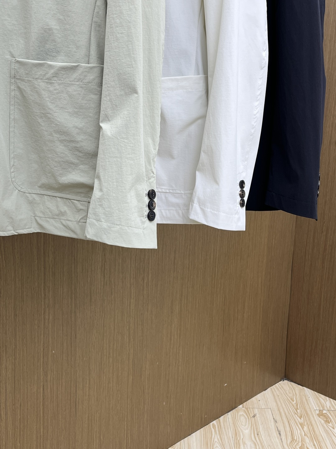 早春 Bc 🔥🔥早春奢简系列，最新时尚男款西装外套.简约logo刺绣设计，处处细节显工艺足够的高级 结构