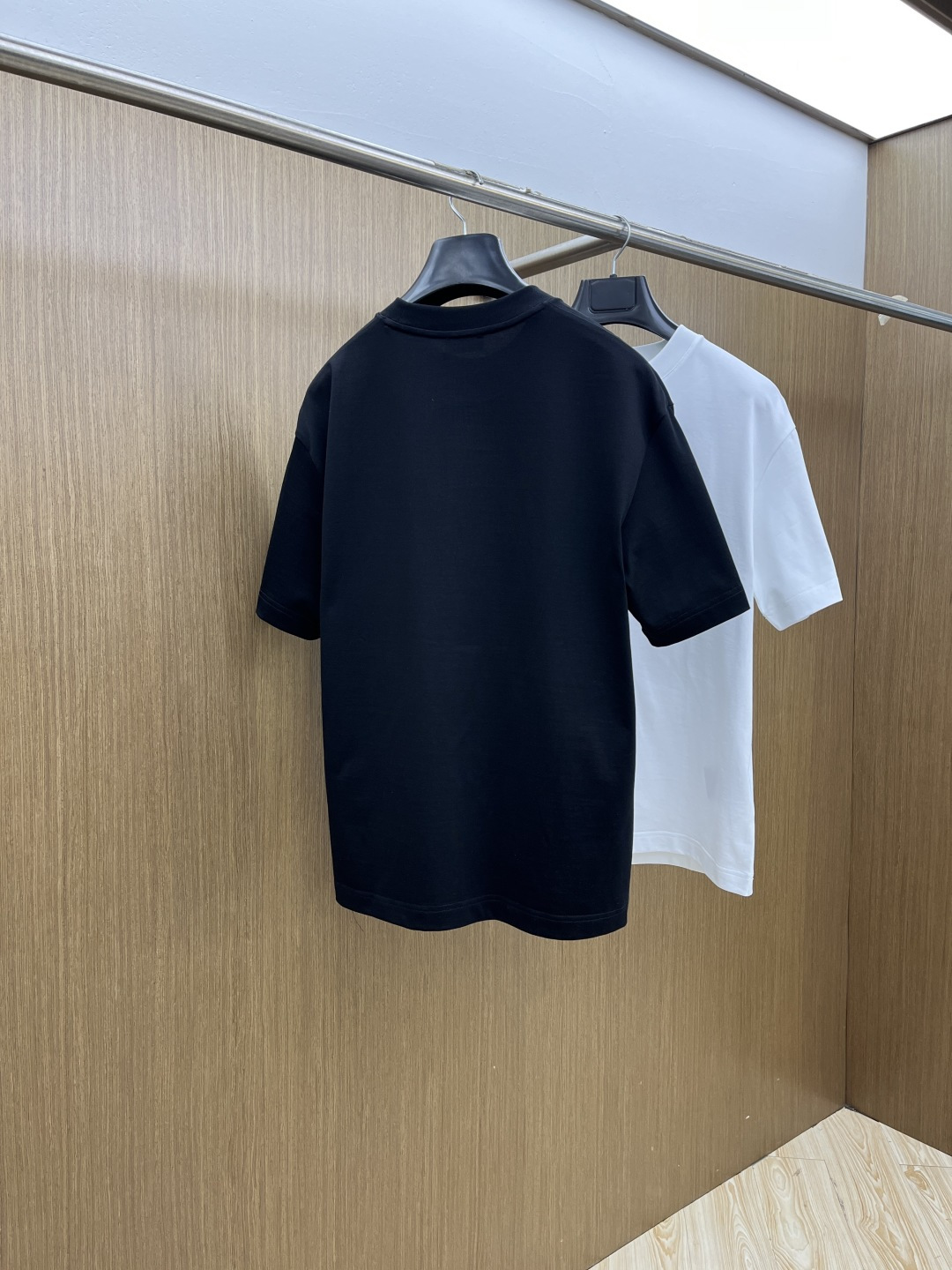 早春 CD 🔥🔥高级定制 2026春夏 · 高阶定制T恤】特别推荐系列 定制面料：秘鲁进口匹马棉 × 顶