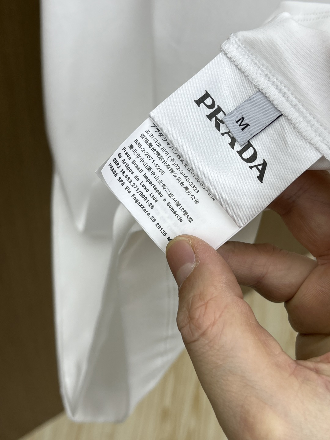 早春 PD 🔥🔥高级定制 2026春夏新款首发专柜最新款短袖圆领T恤 高端订制 设计前卫时尚！品牌log