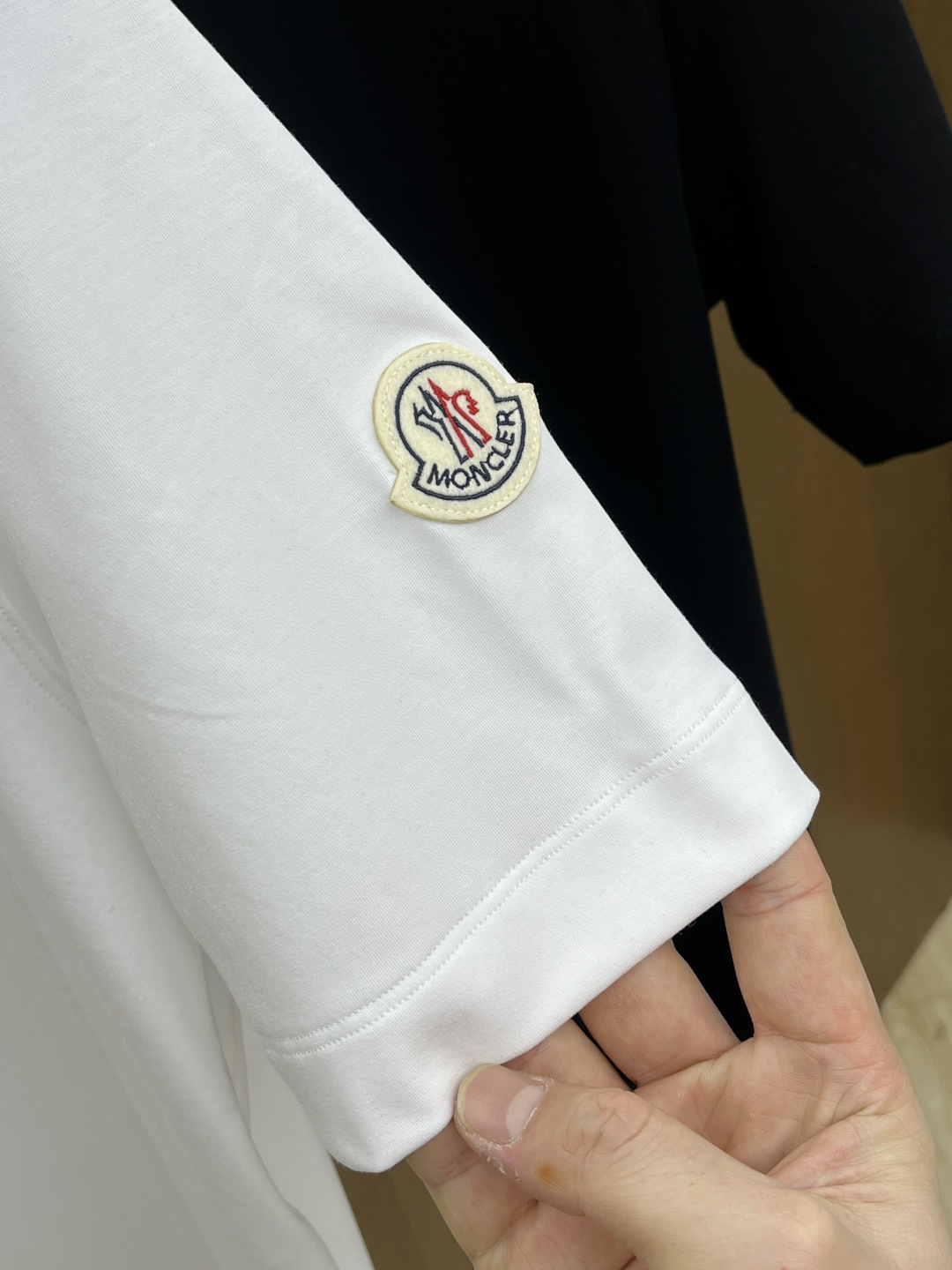 早春 Mon 🔥🔥高级定制 2026春夏新款首发专柜最新款短袖圆领T恤 高端订制 设计前卫时尚！品牌lo