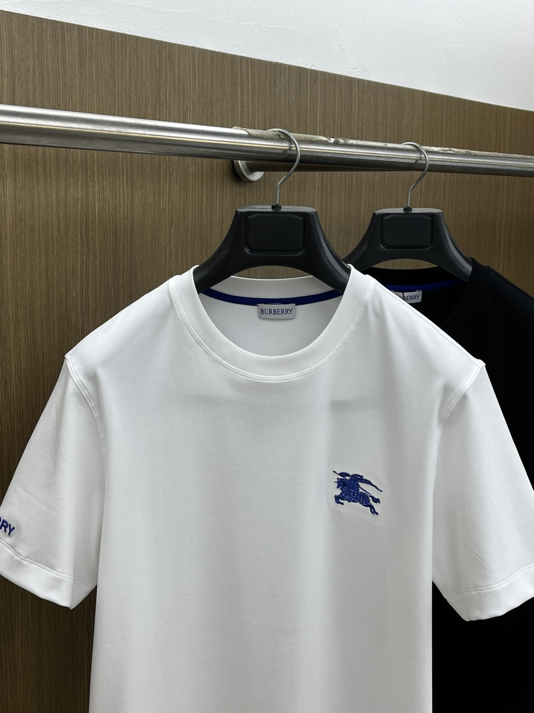 早春 BBR 🔥🔥高级定制 2026春夏新款首发专柜最新款短袖圆领T恤 高端订制 设计前卫时尚！品牌lo