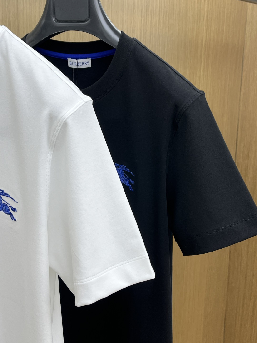 早春 BBR 🔥🔥高级定制 2026春夏新款首发专柜最新款短袖圆领T恤 高端订制 设计前卫时尚！品牌lo