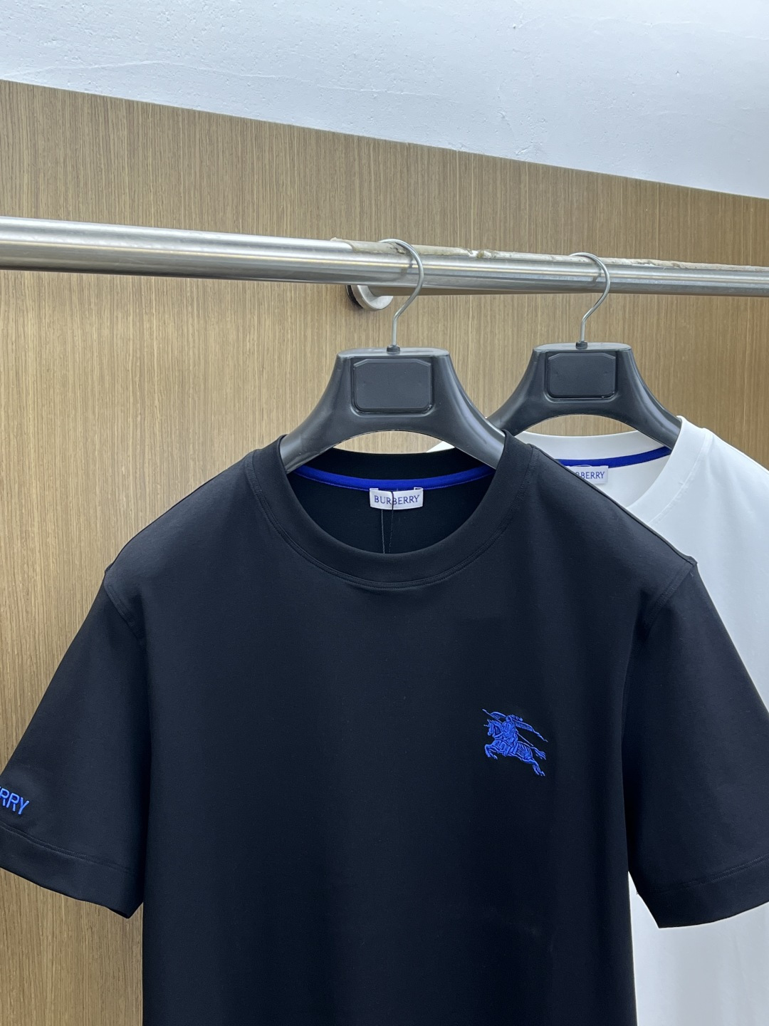 早春 BBR 🔥🔥高级定制 2026春夏新款首发专柜最新款短袖圆领T恤 高端订制 设计前卫时尚！品牌lo