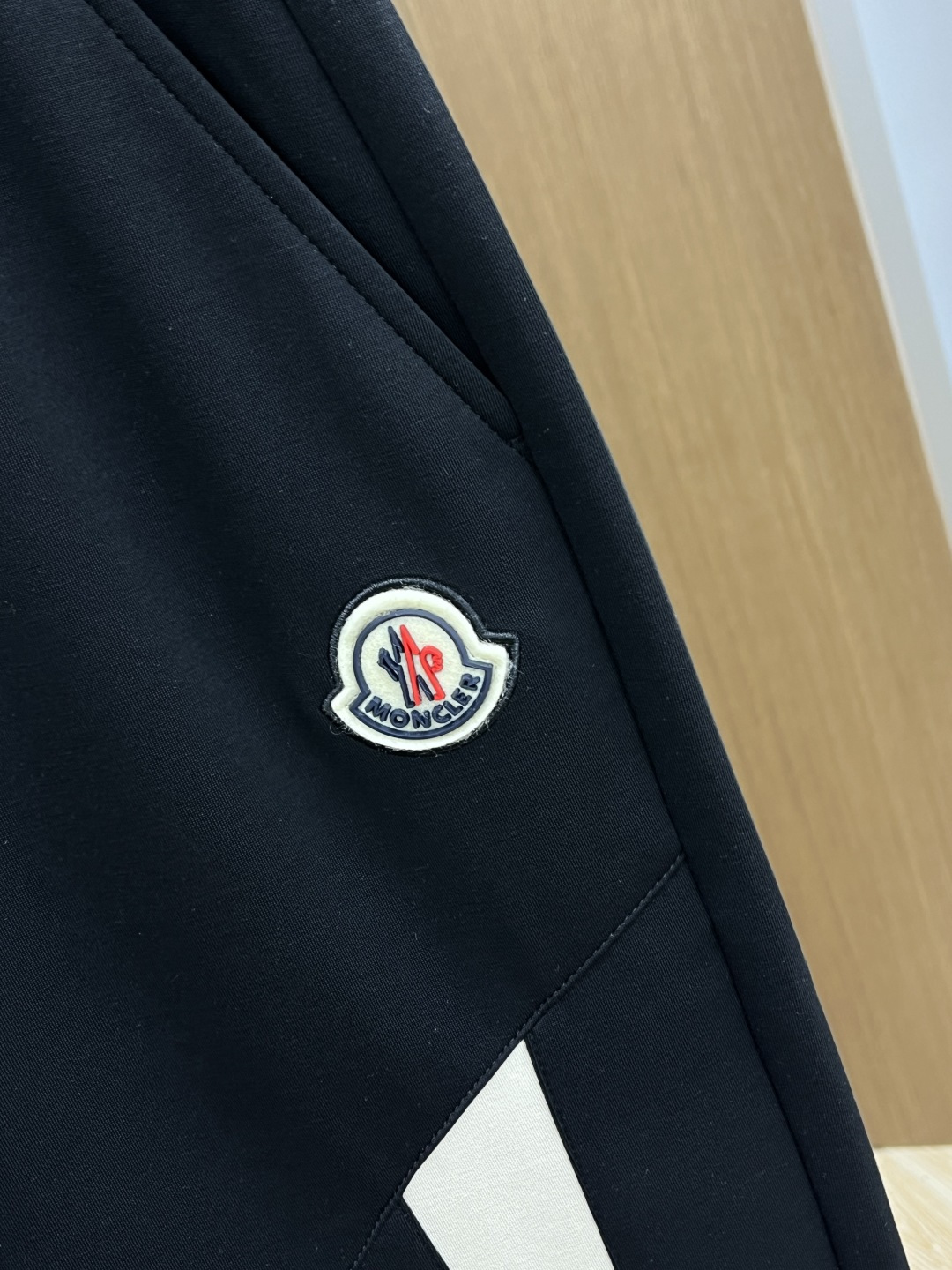 早春款 MON 🔥🔥高级定制 2026春夏新款铜氨丝莫代尔空气层休闲卫裤，裤身上刺绣标志性品牌标识，客供