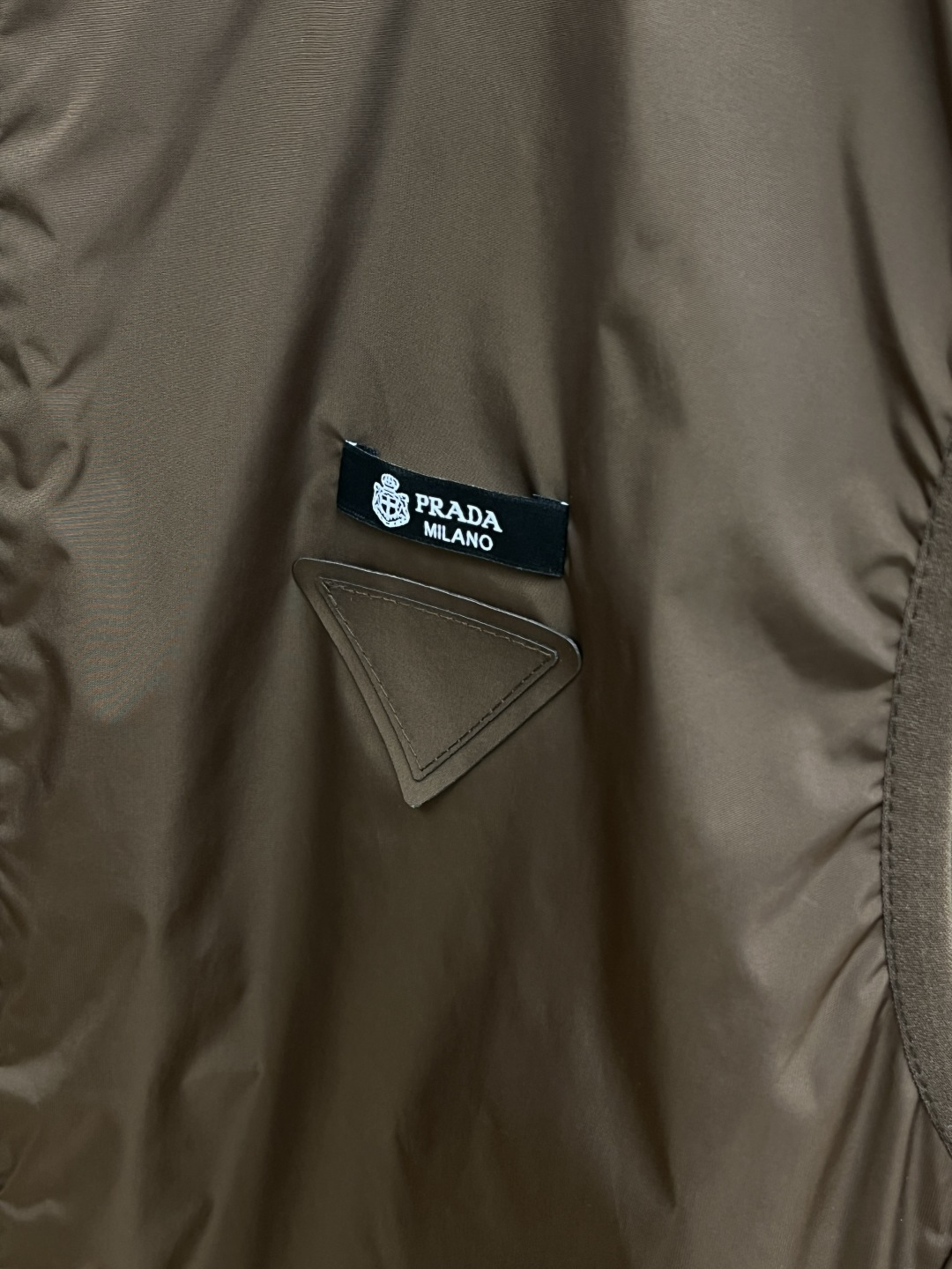 早春款 PD 🔥🔥高级定制 2026早春系列，最新时尚连帽夹克马甲坎肩.处处细节显工艺足够的高级 结构性