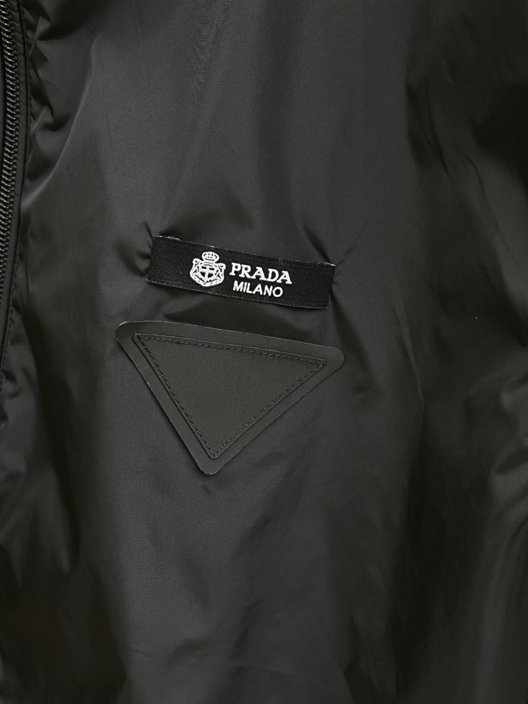 早春款 PD 🔥🔥高级定制 2026早春系列，最新时尚连帽夹克马甲坎肩.处处细节显工艺足够的高级 结构性