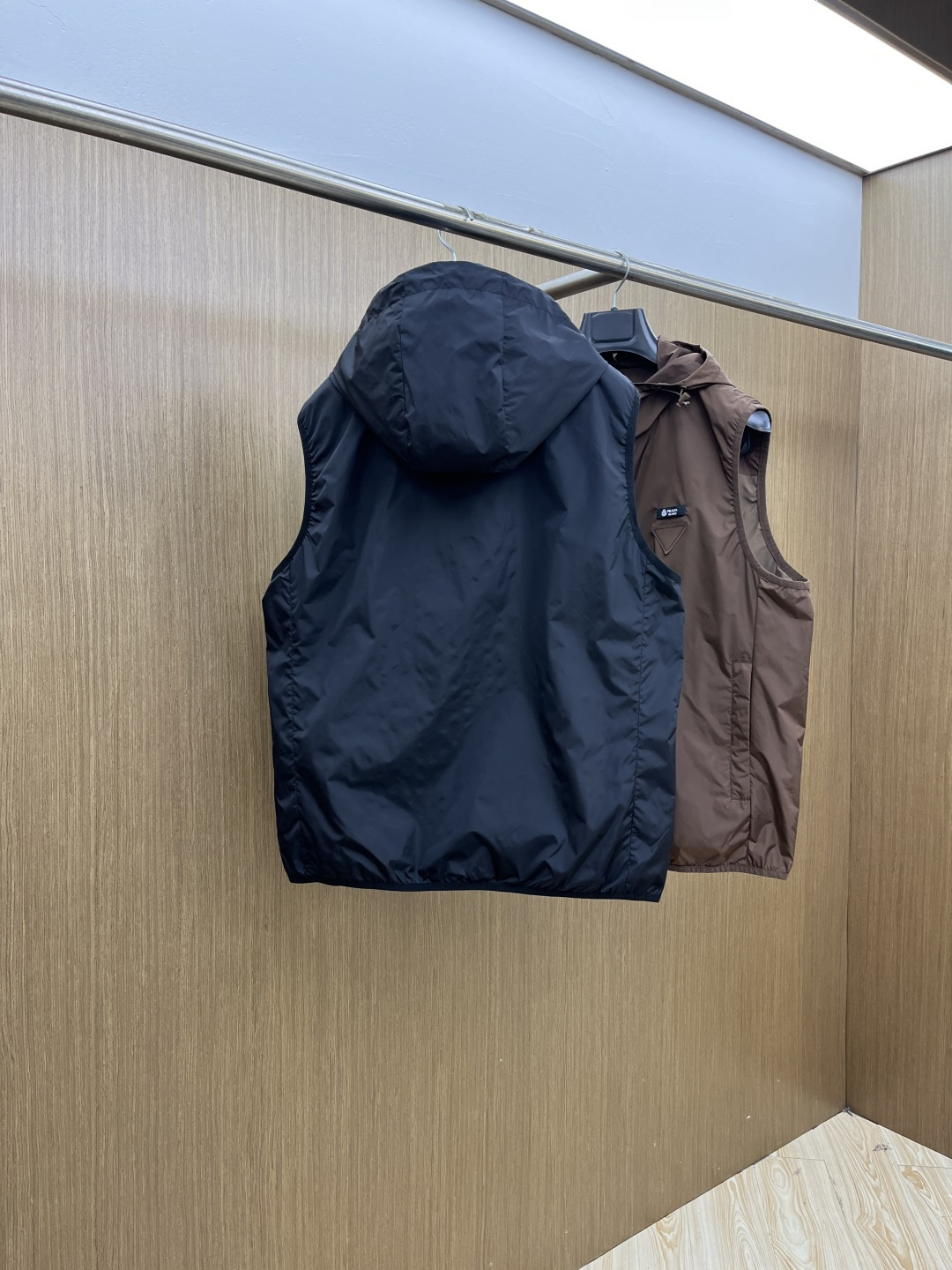 早春款 PD 🔥🔥高级定制 2026早春系列，最新时尚连帽夹克马甲坎肩.处处细节显工艺足够的高级 结构性