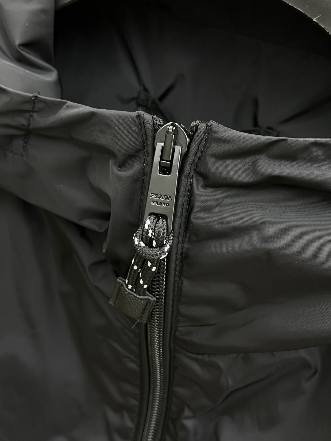 早春款 PD 🔥🔥高级定制 2026早春系列，最新时尚连帽夹克马甲坎肩.处处细节显工艺足够的高级 结构性