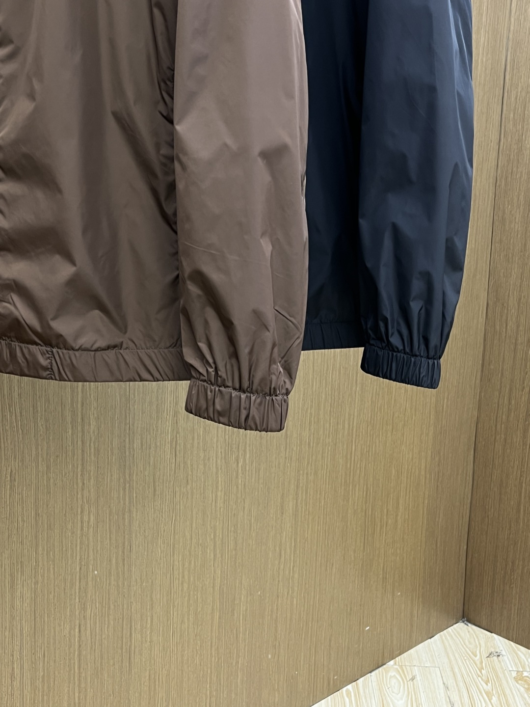 早春款 PD 🔥🔥高级定制 2026早春系列，最新时尚连帽夹克外套.处处细节显工艺足够的高级 结构性剪裁