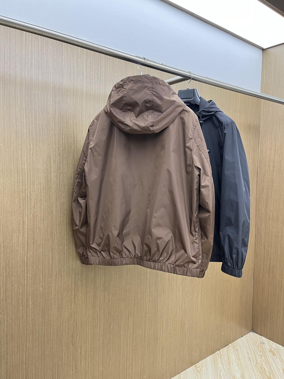 早春款 PD 🔥🔥高级定制 2026早春系列，最新时尚连帽夹克外套.处处细节显工艺足够的高级 结构性剪裁