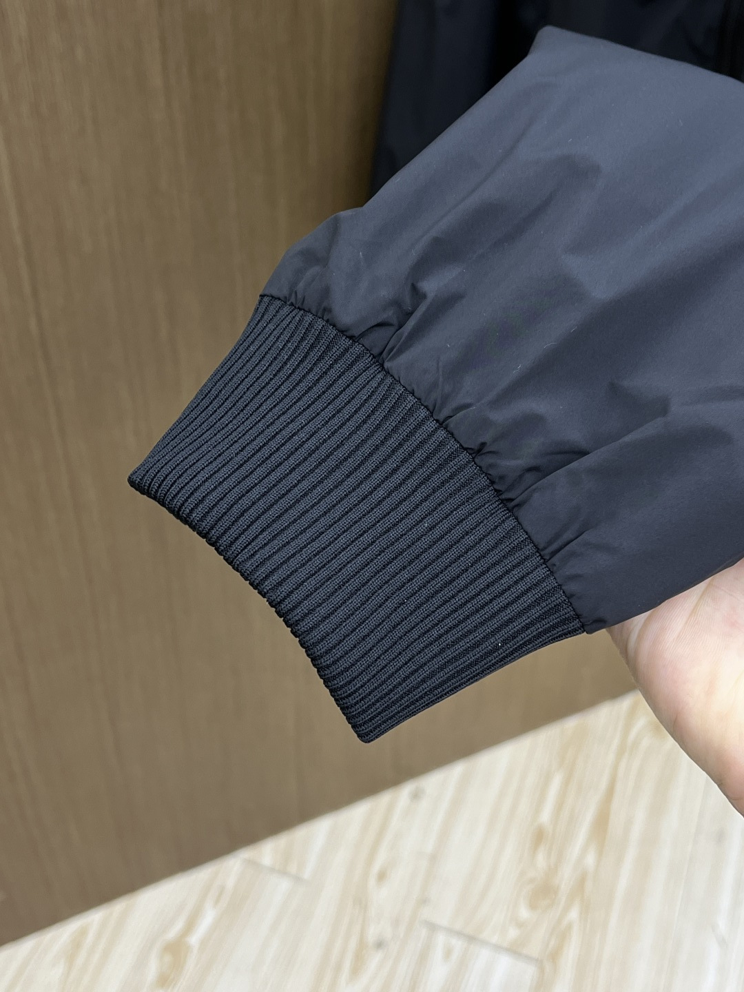 早春款 Mon 🔥🔥高级定制 2026早春系列，最新时尚立领夹克外套.处处细节显工艺足够的高级 结构性剪