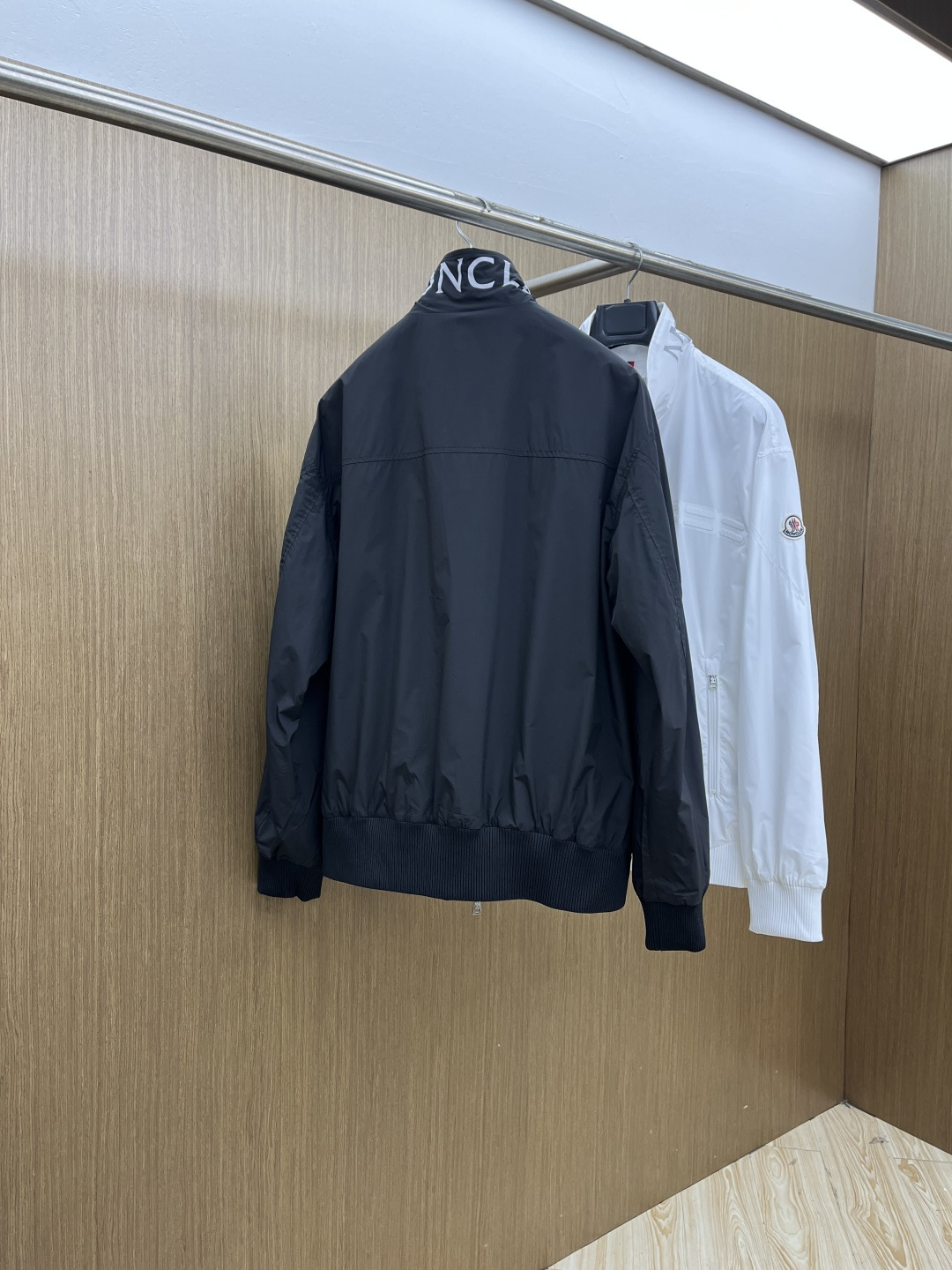 早春款 Mon 🔥🔥高级定制 2026早春系列，最新时尚立领夹克外套.处处细节显工艺足够的高级 结构性剪