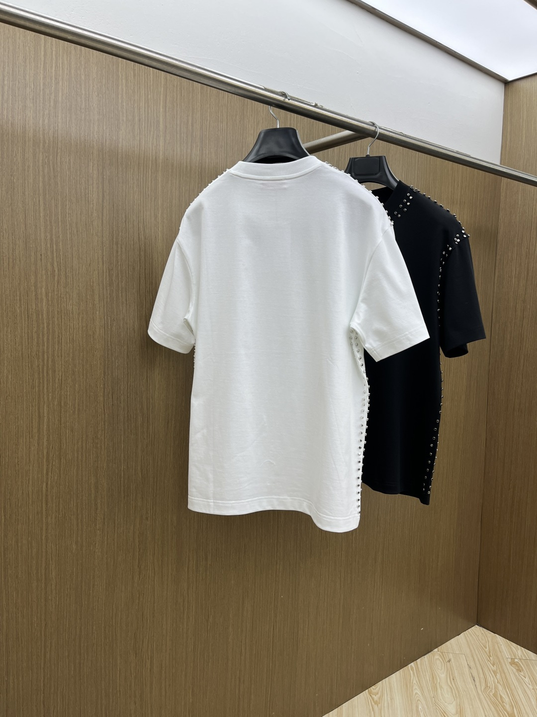 早春 VLTN 🔥🔥高级定制 2026春夏 · 高阶定制T恤】特别推荐系列 定制面料：秘鲁进口匹马棉 ×