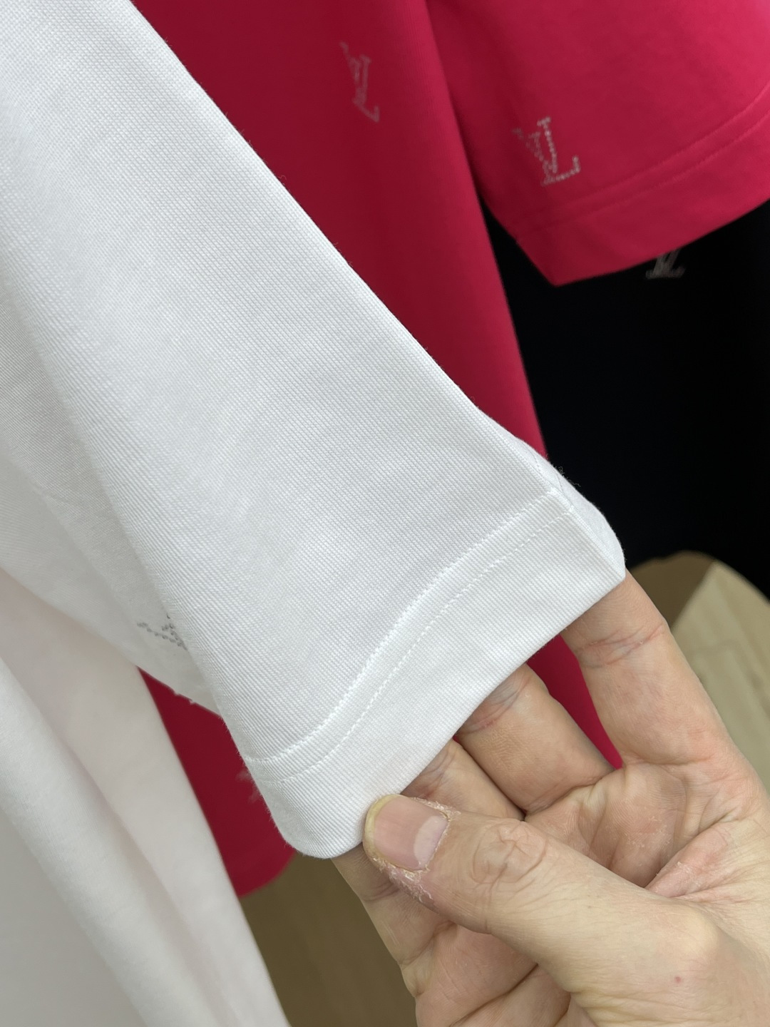 早春 LV 🔥🔥高级定制 2026春夏 · 高阶定制T恤】特别推荐系列 定制面料：秘鲁进口匹马棉 × 顶