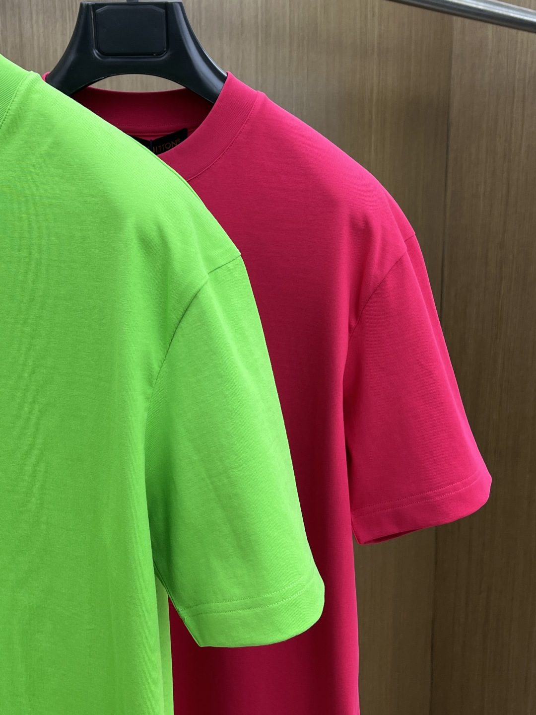 早春 LV 🔥🔥高级定制 2026春夏 · 高阶定制T恤】特别推荐系列 定制面料：秘鲁进口匹马棉 × 顶