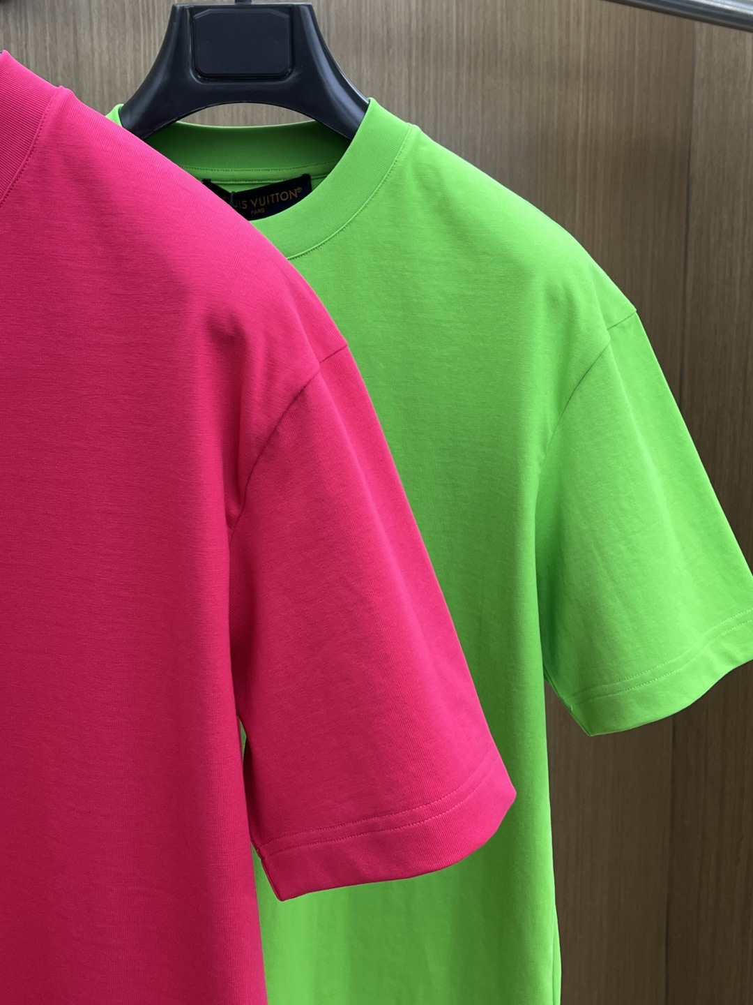 早春 LV 🔥🔥高级定制 2026春夏 · 高阶定制T恤】特别推荐系列 定制面料：秘鲁进口匹马棉 × 顶