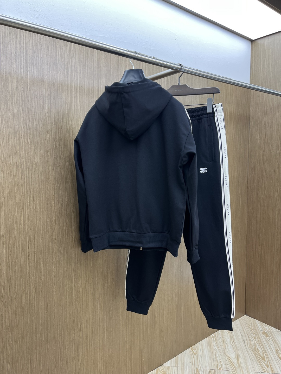 早春款/套 Celine 🔥官网独家专供 高端独家定制款 早春新款专柜同款休闲套装，透气舒适休闲！高级感